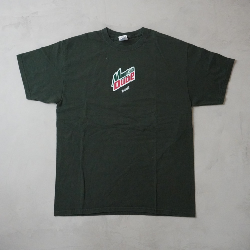 Vintage Mountain Dude T-Shirt Large Mens Green Vail Colorado Parody Graphic Tee